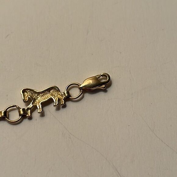 Dainty 10k Yellow Gold Noah’s Ark Bracelet 7.5” - Picture 11 of 11